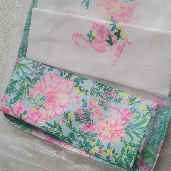Lilly Pulitzer bundle 💙💕💚 - Picture 8 of 10